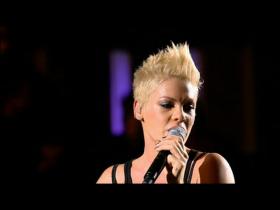 Pink Leave Me Alone (Live)
